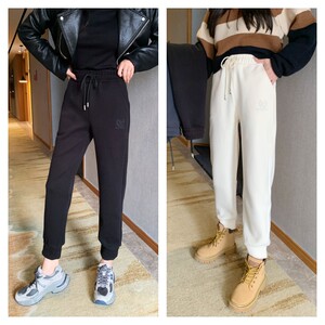 秋冬加厚运动裤女松紧腰纯色系带子宽松休闲裤中年妈妈防风保暖裤
