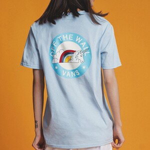 vans范斯独角兽小草莓女子短袖t恤vn0a4uruzqw/a54imuuu/a54inuxs