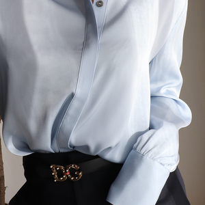 蓝色真丝衬衫女长袖宽松桑蚕丝上衣高端时尚垂感丝绸弹力缎面衬衣