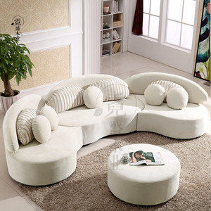 小客厅半圆形沙发