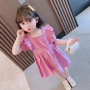 四岁小女孩公主裙粉色
