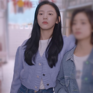 机智的上半场章若楠皇甫淑敏同款紫色毛衣针织衫开衫短款上衣女潮