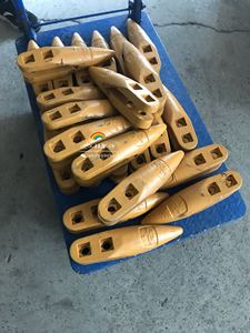装载机铲车配件 龙工30 833铲车斗齿 龙工30配件均有