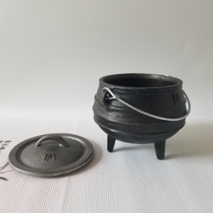 中号女巫魔法锅厨房小汤锅溶蜡锅坩埚女巫mini南非锅万圣节礼物