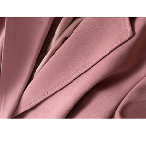 渠道牛货柜上3000 客供西装料微廓一粒扣中长款皮粉色西装外套女