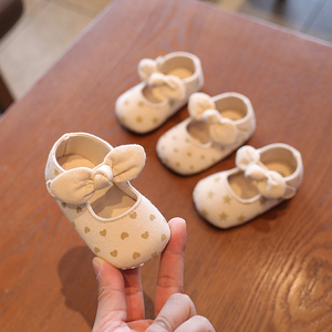 婴儿鞋软底布鞋学步3-6-9个月周岁女宝宝公主鞋春秋夏季不掉0-1岁