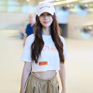 the only song2021明星杨颖baby同款短款t恤女短袖宽松纯棉露脐上