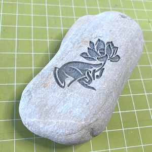 佛手莲花 孤品 拓片工具模具 小石头 雕刻文字石碑 文房茶台摆件