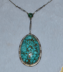 k111天然原矿美松金曼绿松石吊坠设计精美鸟眼纹kingman重29克