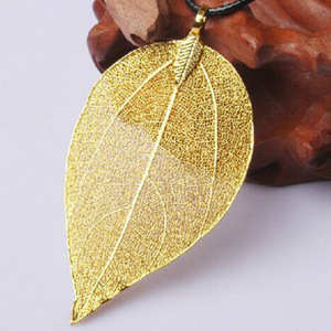 金叶子吊坠礼品