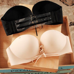 露肩穿配吊带不带肩带没带内衣聚拢防滑不掉一字领胸罩抹胸式文胸