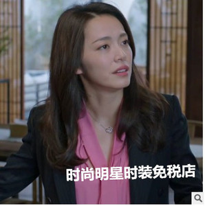 香港潮都挺好苏明玉姚晨同款飘系带粉红色雪纺衬衫蝴蝶结打底上衣