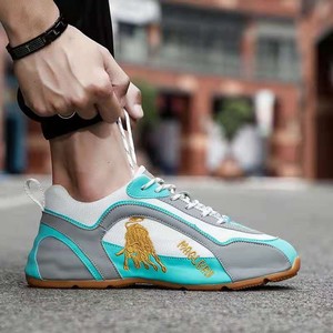 魅足时尚潮鞋战狼公爵好物优选牛气冲天潮牌慢跑鞋210