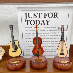 文艺古典旋转琵琶八音琴乐器摆件 复古礼品吉他小提琴音乐盒礼物