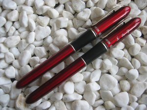 英雄老库存钢笔英雄371红色铱金笔美工笔经典临帖练字书写简洁