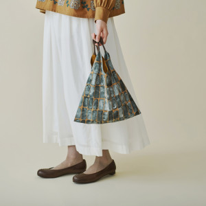 日本制21秋冬mina perhonen真丝kolmio橡皮晕染皮革手柄手提包