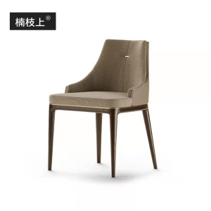 高档布艺椅子意式轻奢实木皮艺餐椅酒店咖啡厅设计师椅头层真皮凳
