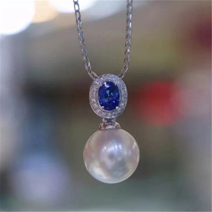 8囍珠宝 10-11mm 正圆强光澳白 蓝宝石吊坠18k金伴镶嵌高品质钻石