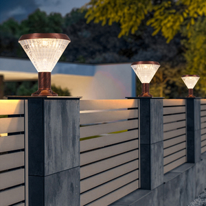 太阳能护栏灯家用