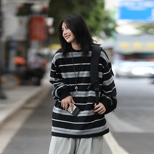 你初恋老王 秋季新款长袖t恤条纹圆领宽松卫衣休闲情侣纯棉上衣