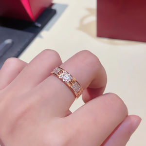 豹子戒指卡地亚