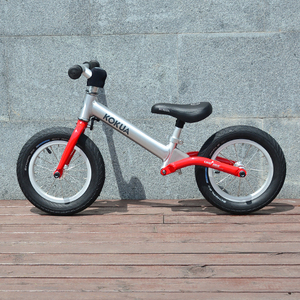 儿童自行车 kokua 德国平衡车 单车…座位有两种高度.车