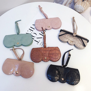 ins太阳眼镜袋保护套皮质眼镜袋收纳包墨镜便携眼镜挂袋抖音同款