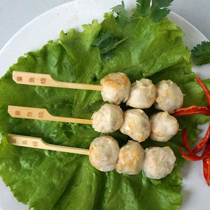 章鱼烧串 关东煮食材 冷冻章鱼烧 章鱼丸 章鱼串30g 10支