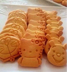 甜品驿站手工卡通黄油饼干孩子饼干哆啦a梦兔子
