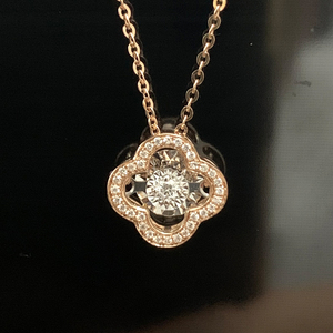 18k金钻石项链女玫瑰金彩金au750颈链真钻正品四叶草灵动钻石吊坠