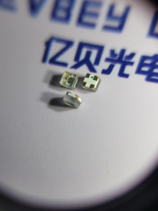 包邮 1010RGB幻彩WS2812B超高亮内置IC可编程5Ｖ 0404迷你LED灯珠