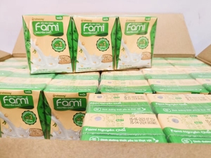 越南进口Fami原味豆奶早餐豆浆饮品东南亚甜奶200ml*整箱包邮