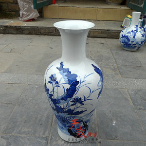 景德镇陶瓷器花瓶 手工雕刻手绘青花瓷荷花 古典客厅摆件鱼尾瓶