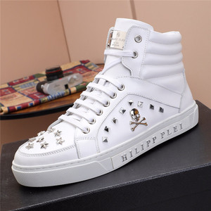 欧洲站潮男鞋子时尚铆钉pp鞋真皮休闲高帮鞋小白鞋男百搭平底板鞋