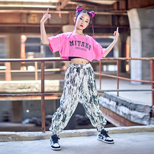 女童爵士舞服装街舞儿童演出服女孩hiphop嘻哈露脐粉色短袖夏季潮