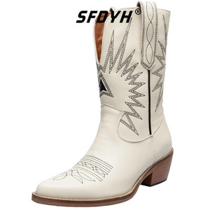 SFDYH尖头牛仔靴女套筒西部靴夏季新款复古刺绣马靴真皮白色短靴