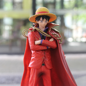 海贼王手办红衣披风路飞模型纪念款桌面电脑摆件送男友生日礼物