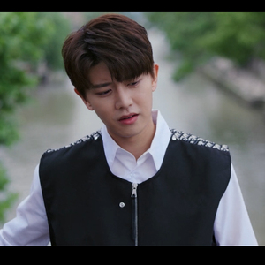 乌鸦小姐与蜥蜴先生顾川任嘉伦同款衣服坎肩马甲背心外套明星定制