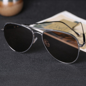 正宗东海天然水晶眼镜太阳镜茶水晶老石头眼镜蛤蟆镜司机镜超大