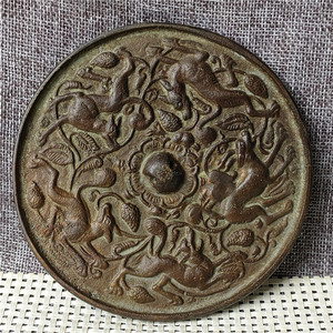 仿古铜镜