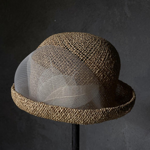 the52 kreuzzz 春夏新款拉菲草草帽透明网纱树叶装饰遮阳防晒