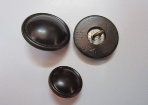 库存全新正品65式胶木扣大衣纽扣老式扣子制服大衣胶木扣退役收藏