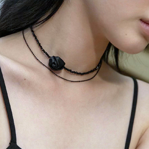 韩国新款黑色水晶串珠双层项链黑玫瑰叠戴颈链短款颈带项圈锁骨链