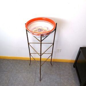 文革古董老式搪瓷洗脸盆 铁脸盆架 影视道具 毛巾架肥皂盒架 摆设