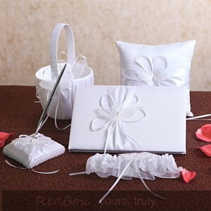 RedBox蕾丝蝴蝶结婚签名册笔座戒枕花篮新娘袜带 结婚婚庆用品