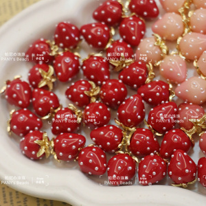 日本进口ins草莓吊坠镶珍珠水钻大热人气甜美可爱树脂手作DIY配件