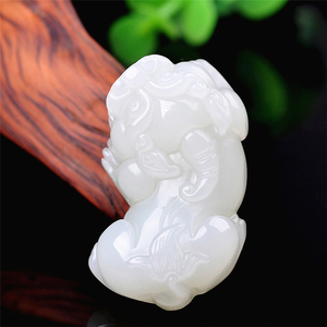 玉石皮丘貔貅吊坠