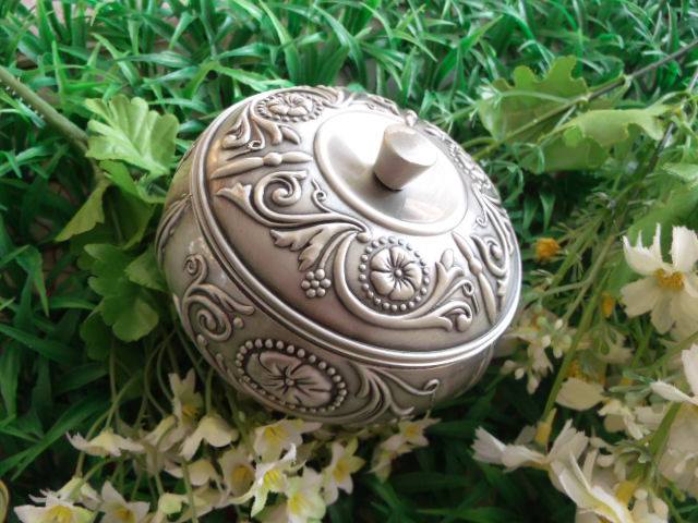 大号3.5斤随身便携俄罗斯酒壶不锈钢户外64盎司扁水壶3斤半军加厚