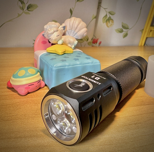 雷明兔d1强光手电3灯珠tir透镜2000流明便携18650