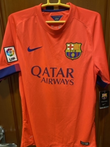 【出售】巴萨1415三冠王赛季客场球衣,全新带吊光版,黄金m